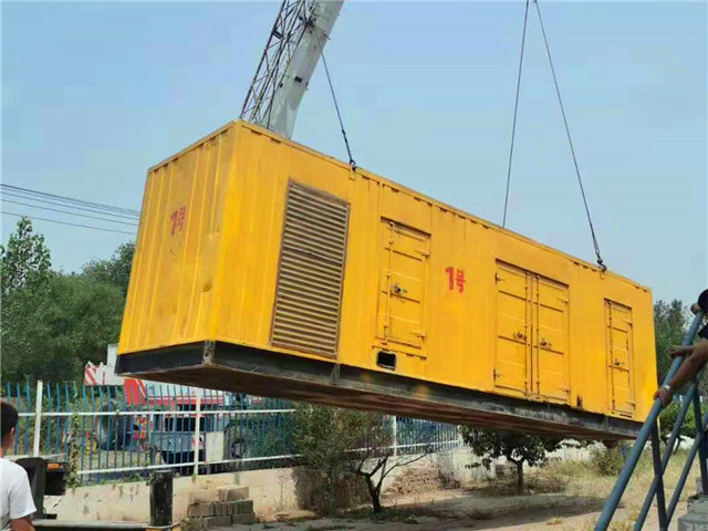 东升镇300KW柴油发电机组油耗是多少?