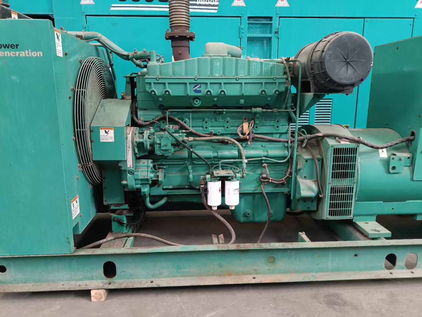 东升镇过载会对 600kW 柴油发电机组造成哪些损害？